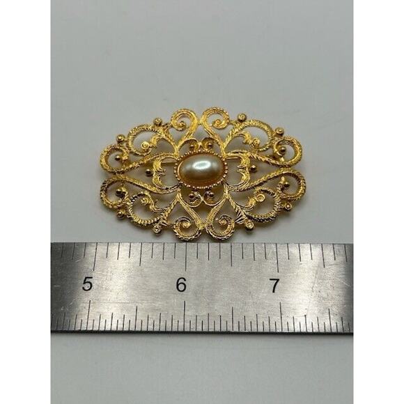 Vintage Scrolled Gold Tone Brooch with Faux Pearl Oval Brooch Pin - Picture 11 of 12
